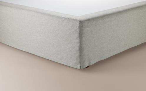 Rodapié Mathilda ruskin 10 pluma